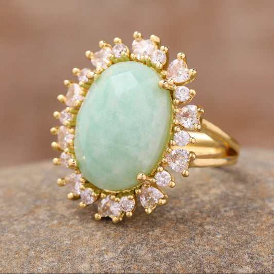 Anel de Amazonite - Calma e Equilíbrio | Banhado a Ouro 18k com Zircónias